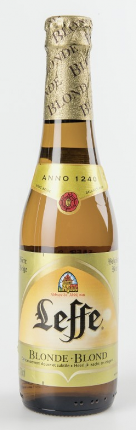 Пиво  Леффе Блонд светлое 6,6% 0,33 л ст/б