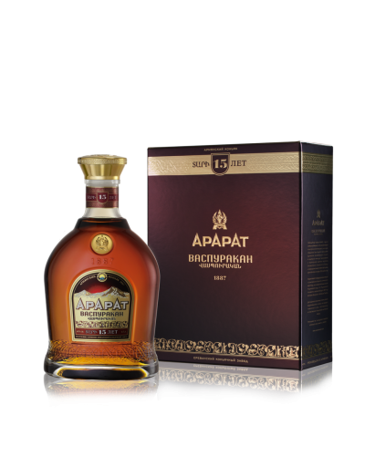 Коньяк "Арарат Васпуракан" 15лет.40%  0,7л.в п/у.